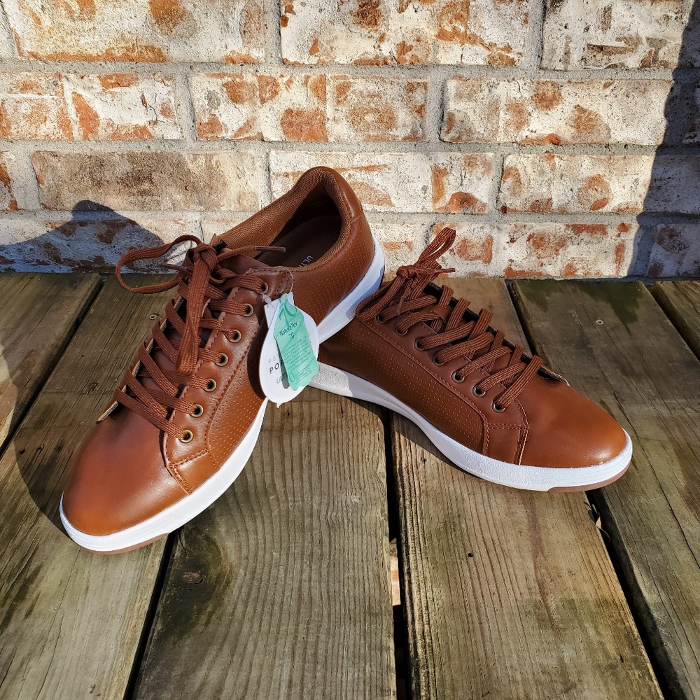 Perry Ellis Leather Sneaker - Men 11